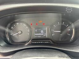 Toyota **PROACE-EURO6D-9SEATS**