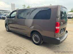 Toyota **PROACE-EURO6D-9SEATS**