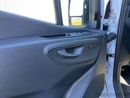 Mercedes-Benz Sprinter 319 CDI Kasten PRO L2H2 LED AHK Park Sitzh. Klima