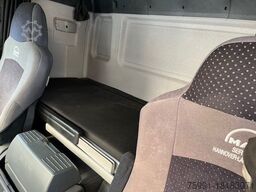 MAN TGS 26.400 Baustoff LKW mit Ladekran Atlas 210.2