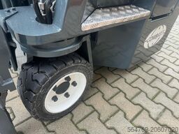 Combilift CB3000// Diesel// Perfect / Only 5185 h