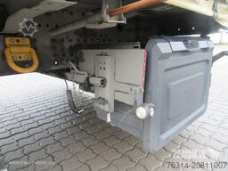 Schmitz Cargobull Curtainsider Mega Getränke