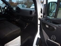 MERCEDES-BENZ Sprinter III Kasten RWD/AWD 311/315/317/319 CDI