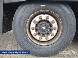 Schmitz Cargobull Curtainsider Mega