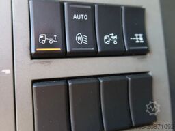 Volvo FM 420 6x2 Bak + Dhollandia klep 1500 kg + Aanh...