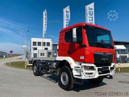 MAN TGM 18.250 4x4 BB/Fahrgestell/3-Sitze/Neu