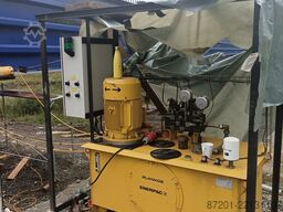 Enerpac Complete bridge pushing equipment