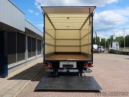 DAF LF 210 LF210 FA Bakwagen + DHollandia 1500 kg