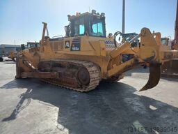 Komatsu D155-6R (4 pieces available in Abu Dhabi)