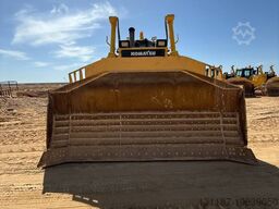 Komatsu D155A-6R (4 pieces available in Abu Dhabi)