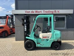 YANG FD-25 Triplo 440 Freelift / 3e functie Isuzu Diesel 1998