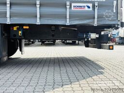 Schmitz Cargobull Curtainsider Mega Getränke