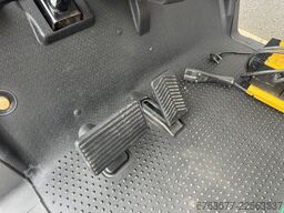 EZ-GO RXV Golfkar Golfcar Elektrisch 4 Zits 2019 Inc Lader