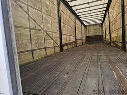 FREUHAUF 3 AXLE CURTAINSIDER | BPW AXLES