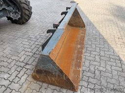 KRAMER KT357 / 1.767 H / 100 KW / Schaufel + Gabel