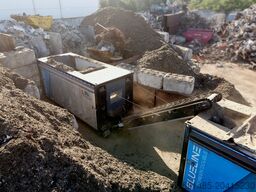 BLUELINE FEED HOPPER