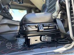 SCANIA 770 S FULL PNEUMATIC