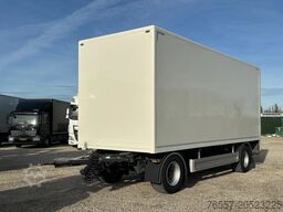 Pacton PACTON GESLOTEN AANHANGER MET LAADKLEP