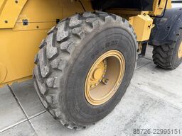 Caterpillar 938M