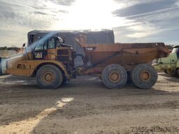 Caterpillar 735B