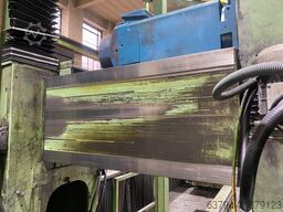 Mecof CNC Bed Type Milling Machine x 9000