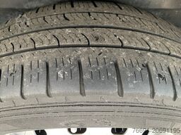 Renault Trafic T27 Van  - Km: 105.000  -