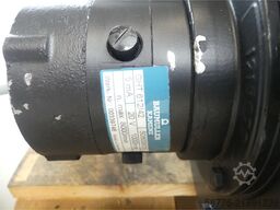 Baumüller GNF 132 MV Motor SN:872701/R1 +  GHT 612/42 Tachogenerator