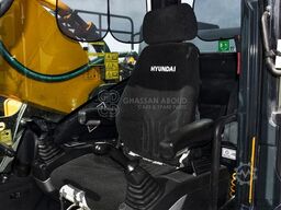 Hyundai HX520