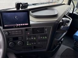 VOLVO FH 500 2-L HY ADR GLOBETROTTER