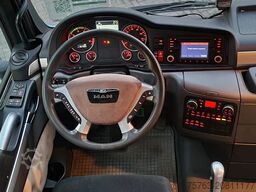 MAN TGX 26.440 6x2*4 - 3 deck Livestock - Water & V...