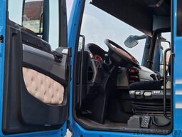 MAN TGX 26.440 6x2*4 - 3 deck Livestock - Water & V...