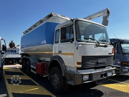 Iveco 190.26 MENCI Granulat/Futter-Silo 30cbm