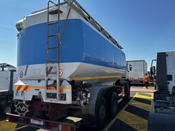 Iveco 190.26 MENCI Granulat/Futter-Silo 30cbm