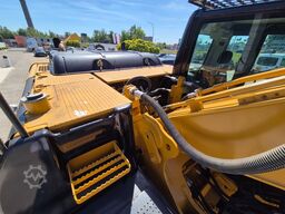 Caterpillar 330D2 L - Excavator - 3 Buckets