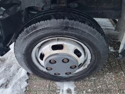 Iveco Daily 40C15 3.0D Open laadbak DC 7 pers GVW 350...