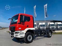 MAN TGM 18.250 4x4 BB/Fahrgestell/3-Sitze/Neu