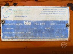  CONTAINER SCARRABILE USATO A CIELO APERTO CON GRU