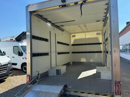 Renault Master Koffer mit Auffahrrampe