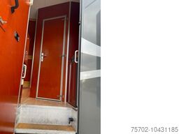 Blomenröhr / Niehoff 4-5 Pferde und Wohnung