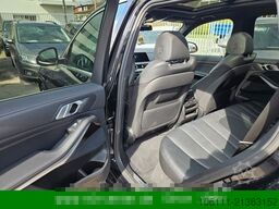 BMW X5 xDrive 45 e M Sport Paket Head Up/ Pano/Luftf