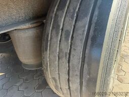 KRONE SDP 27 Schiebeplanen Auflieger mit Ladebordwand