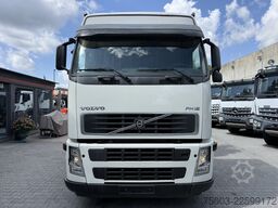 Volvo FH12 460 8X4 Kran Fassi F1000