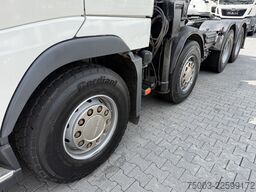 Volvo FH12 460 8X4 Kran Fassi F1000