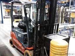 Toyota Traigo 48-8FBM20T Elektro 2t