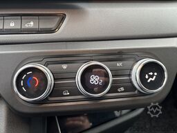 Renault Master T35 130 L3H2 Parkeersensoren + Carplay