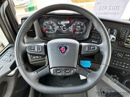SCANIA R 560 6x2-4/BAUSTOFFFAHRZEUG/KRAN FASSI F255RA