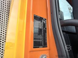 UNIMOG U serie 427 4x4 Tipper / Kipper / Hydrostat