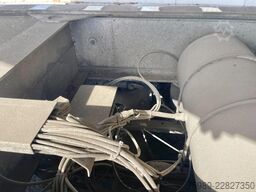 Benalu BENALU 65 m3 volume 6380 kg, MERCEDES AXLES, DI...