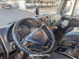 IVECO EUROCARGO 180E28 CON GRU PM E CASSONE FISSO