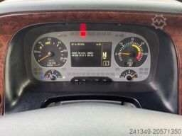 MERCEDES-BENZ Actros 1832 4x2 Bi-Temp Carrier TK